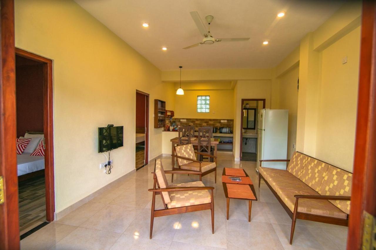 Athithi Villa Hikkaduwa Dış mekan fotoğraf