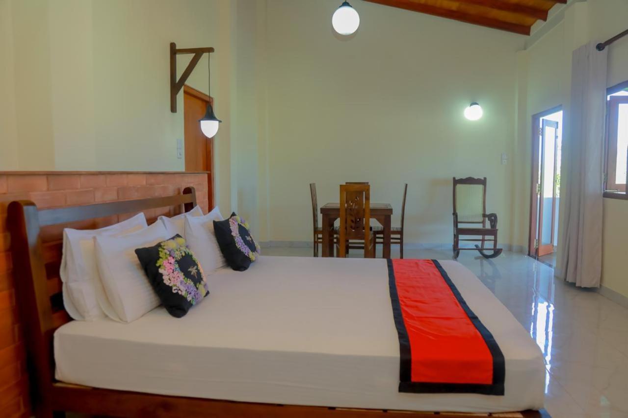 Athithi Villa Hikkaduwa Dış mekan fotoğraf